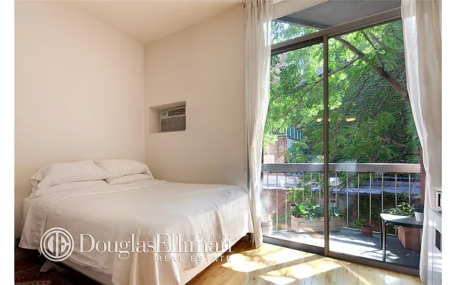 Rented by Douglas Elliman | media 20