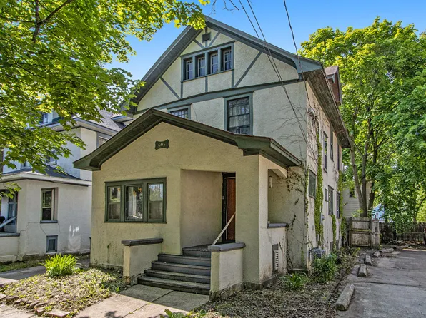 605 W Cedar St, Kalamazoo, MI 49007