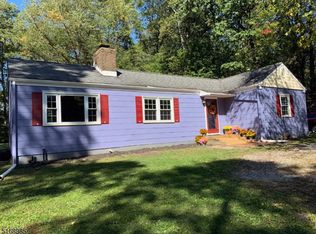 19 Parker Rd, Long Valley, NJ 07853