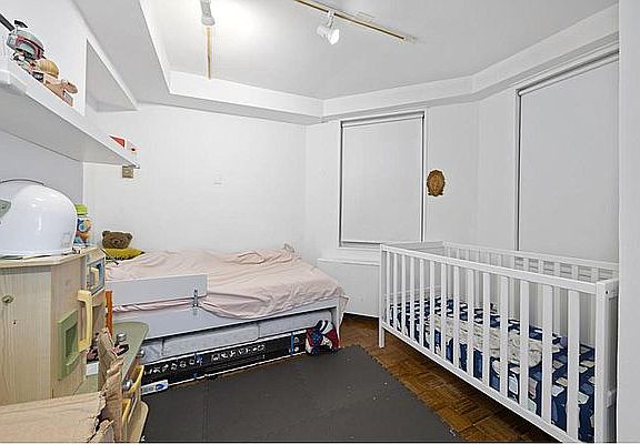 5th image of 155 W 68th St APT 1704