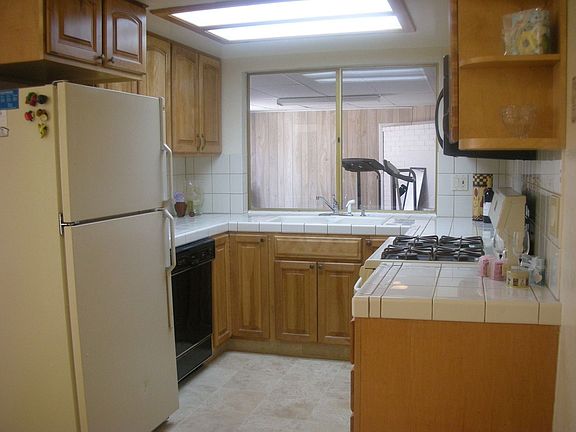 Spacious kitchen
