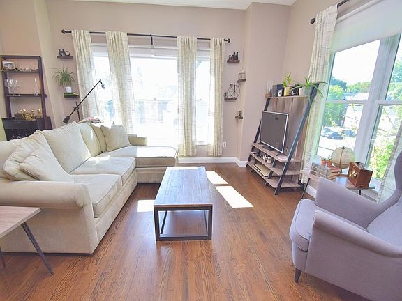 5th image of 24 Merriam St #2