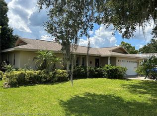 2019 Jackson Heights Dr, Sebring, FL 33870