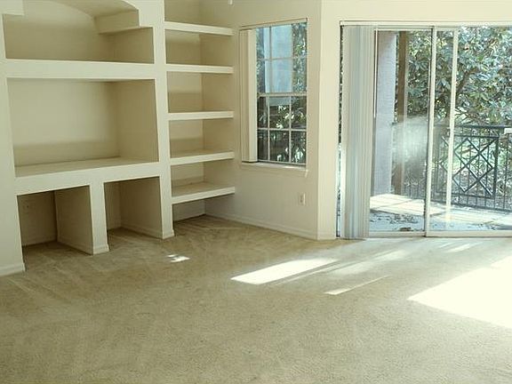 4th image of 7200 Westpointe Blvd APT 1523