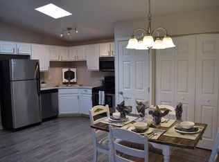 2121 E Silvosa St, Tucson, AZ 85713