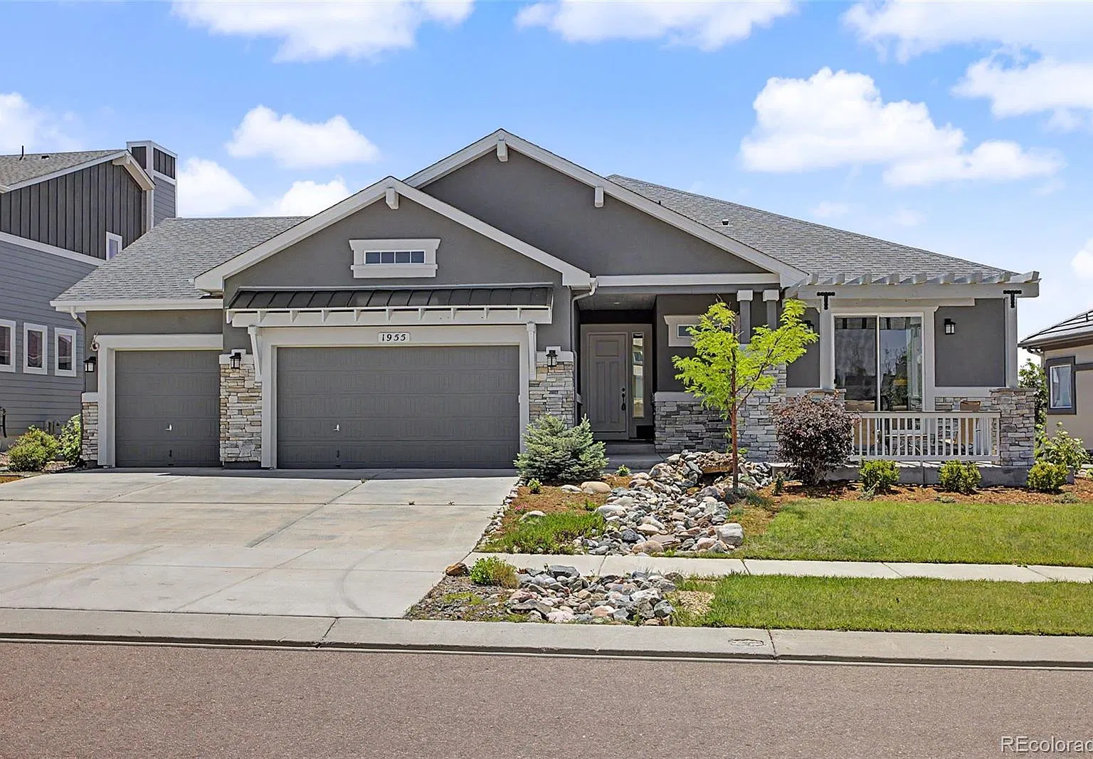 5 bed, 5.5 bath, 4759 sqft, $4,295 — Photo 4
