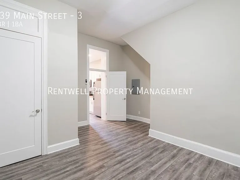 339 Main St #3 — Photo 15