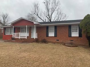 4636 Canterbury Dr, Fayetteville, NC 28304
