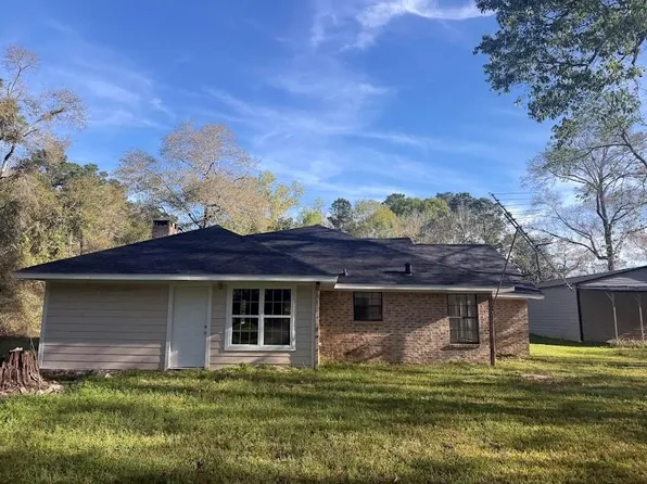 167 County Road 3665 W, Splendora, TX 77372