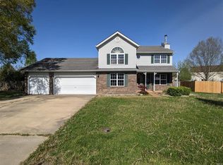 325 Cobblestone, Troy, IL