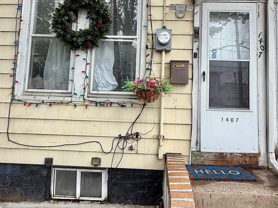 2nd image of 1407 S Clinton Ave