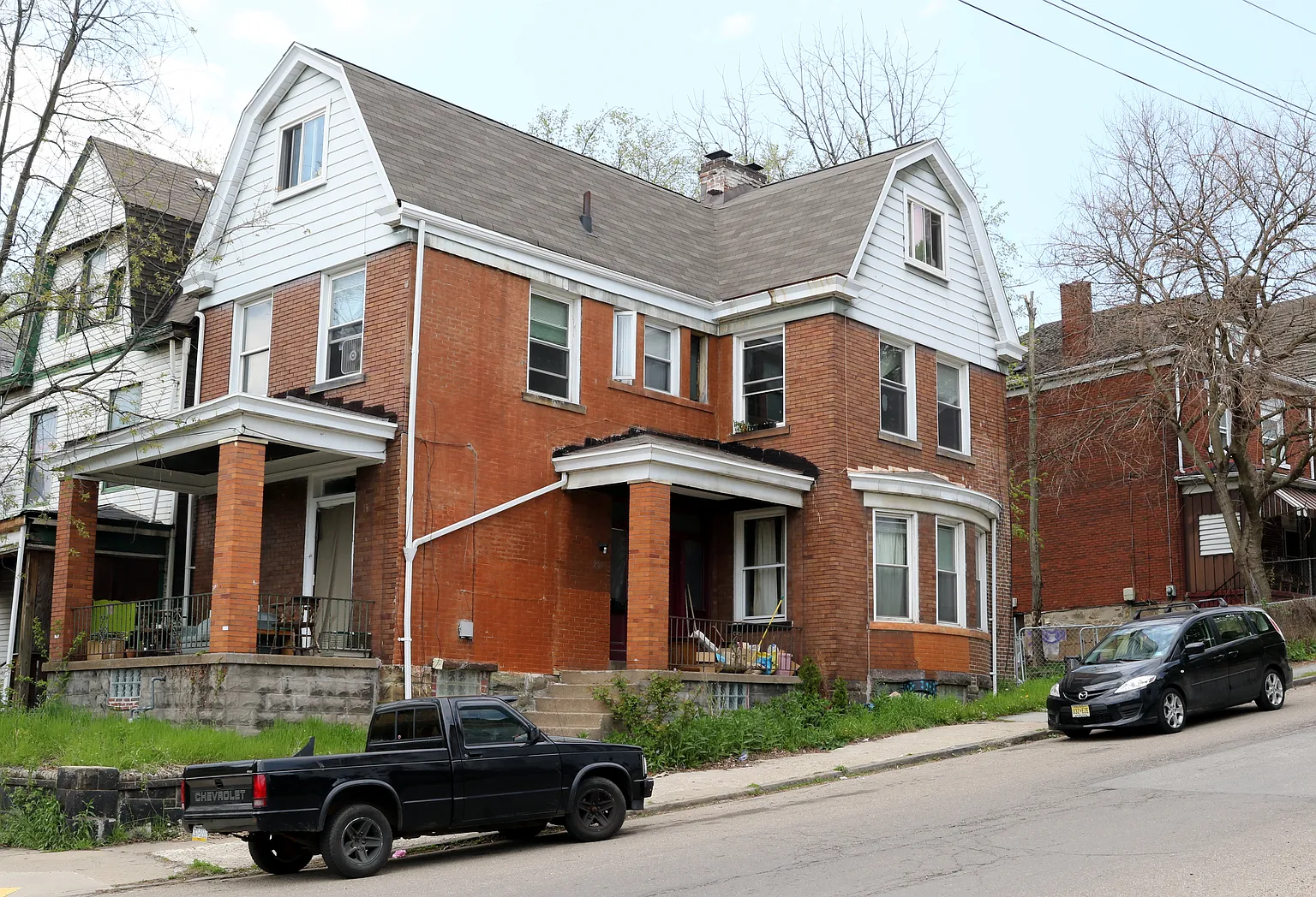 201 N Graham St photo 1