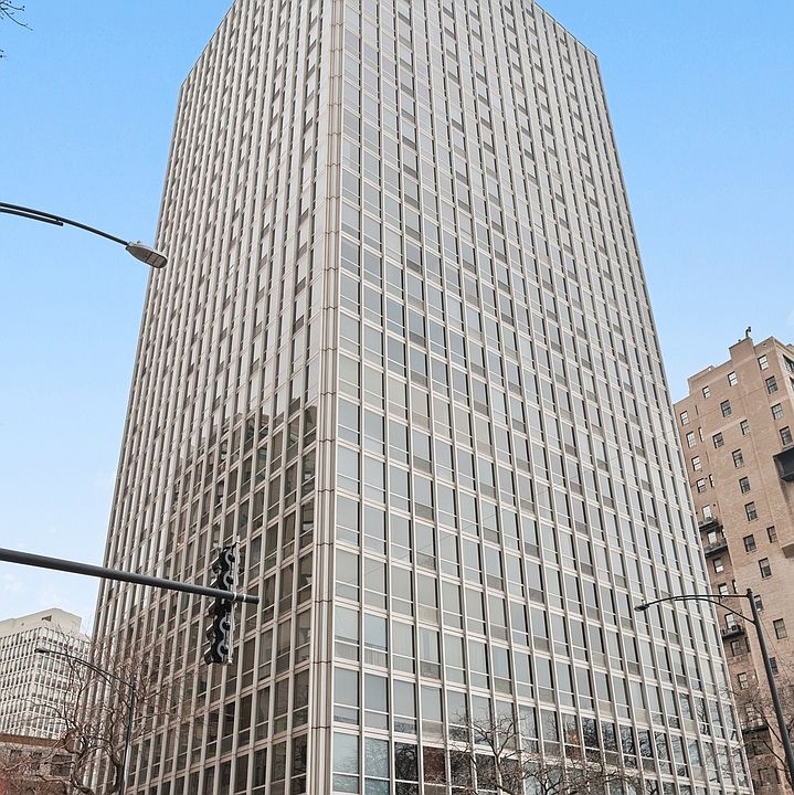 1st image of 2400 N Lakeview Ave APT 509