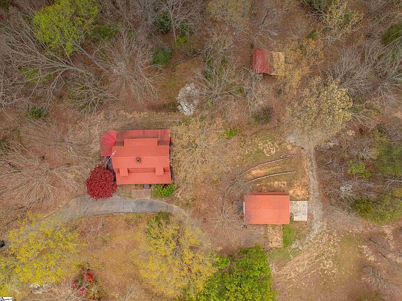 3rd image of 237 Spring Valley Rd
