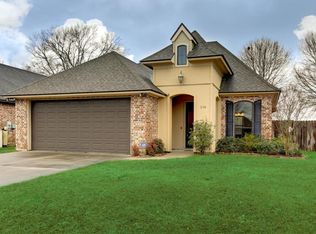 218 Forest Creek Dr, Scott, LA 70583