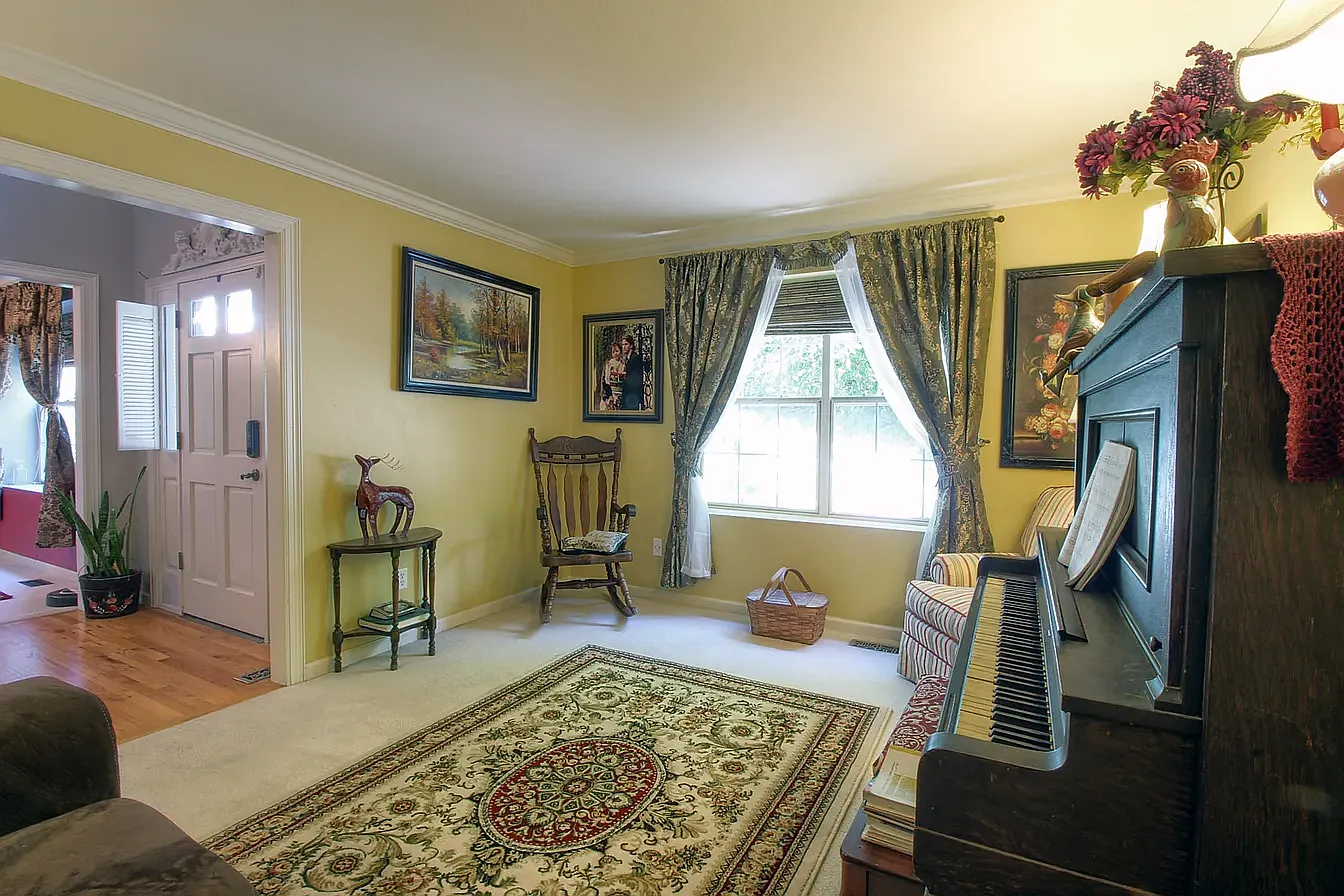 8971 Chestnut Hill Ln — Photo 4