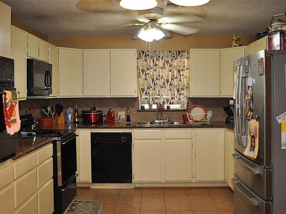 5th image of 21307 Binford Cir