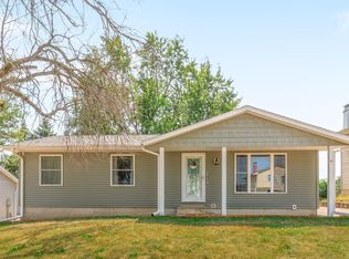 3939 Valdez Dr, Waterloo, IA 50701