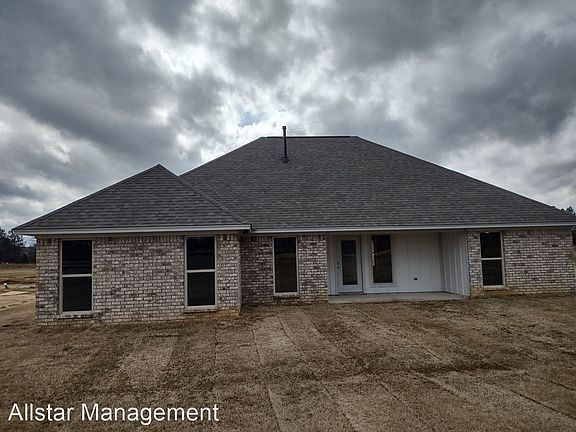 3rd image of 632 Westfield Dr