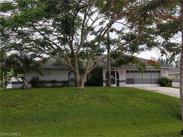 1st image of 922 SW 31st St