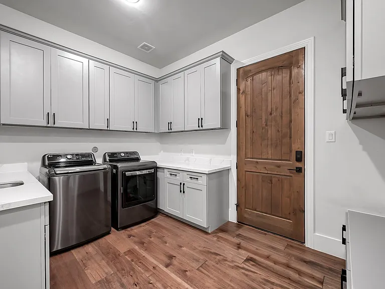 15937 Stagecoach Rd — Photo 31