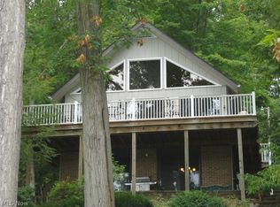 148 W Mohawk Dr, Malvern, OH