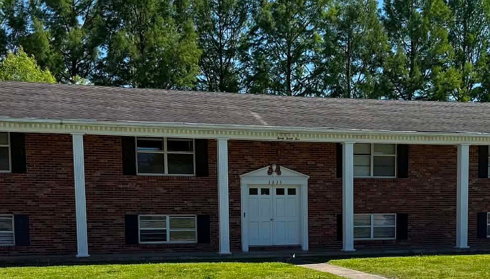 1st image of 3015 Themis St #4