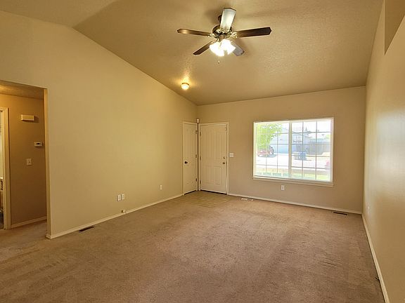 3rd image of 626 S Valley Dr