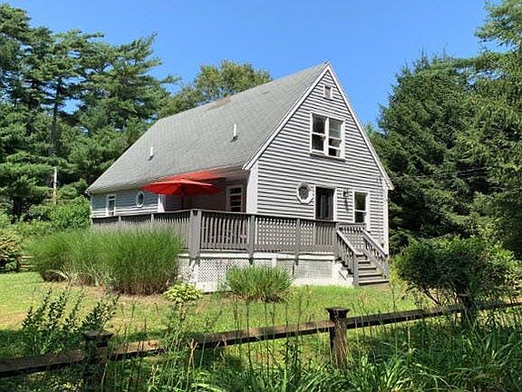 2nd image of 11 Snowberry Ln