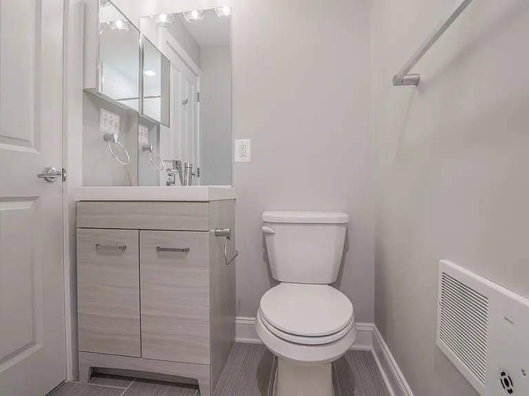 310 E Lanvale St — Photo 3