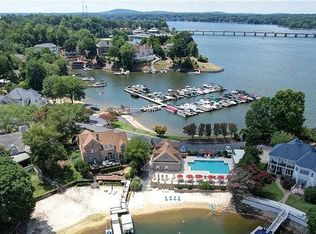 16301 Woolwine Rd, Charlotte, NC 28278