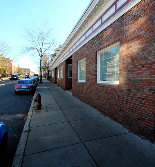 308 Highland Ave #1R — Photo 1