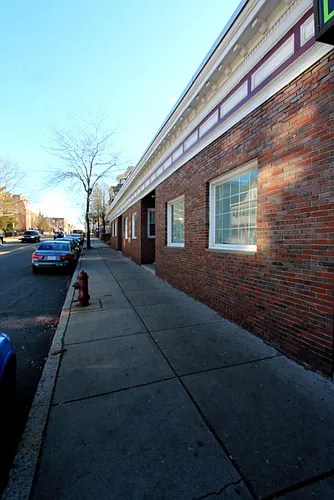 308 Highland Ave #1R Photo 1