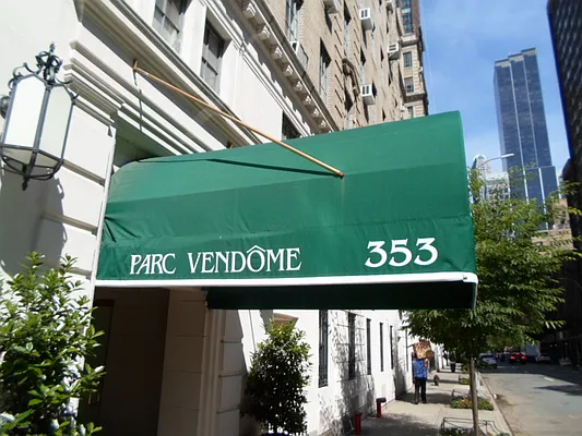 Sold by Manhattan Network Inc. | media 1