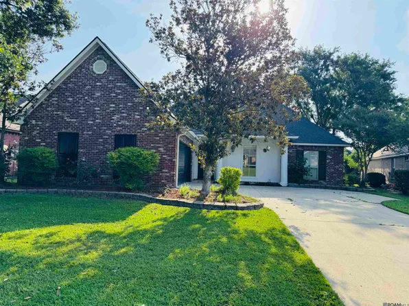 17666 Lake Azalea Dr, Baton Rouge, LA 70817