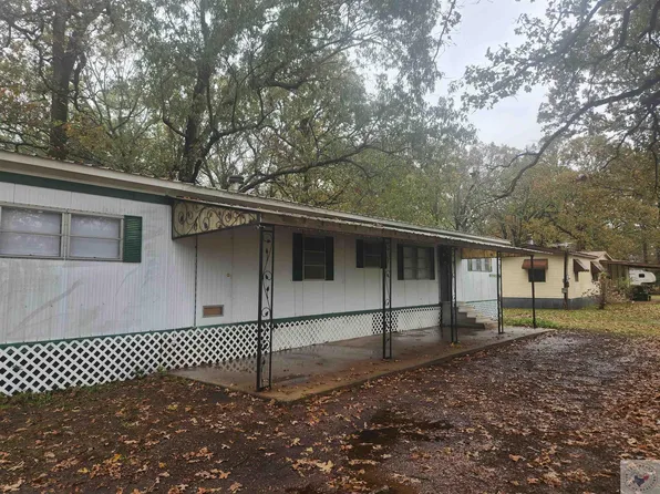 301 Sunset Dr, Hooks, TX 75561