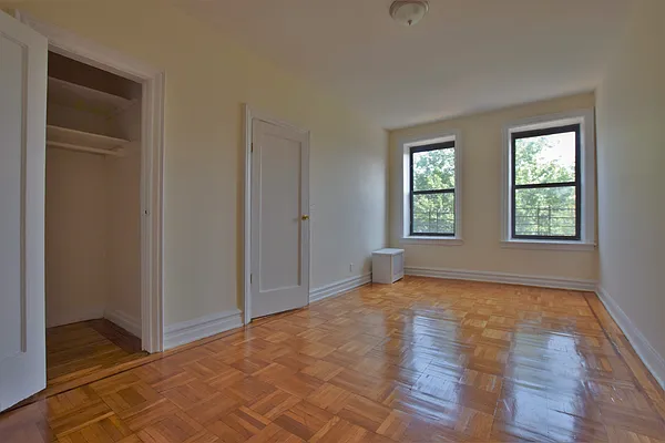 Rented by NYC Realty Brokers LLC | media 3