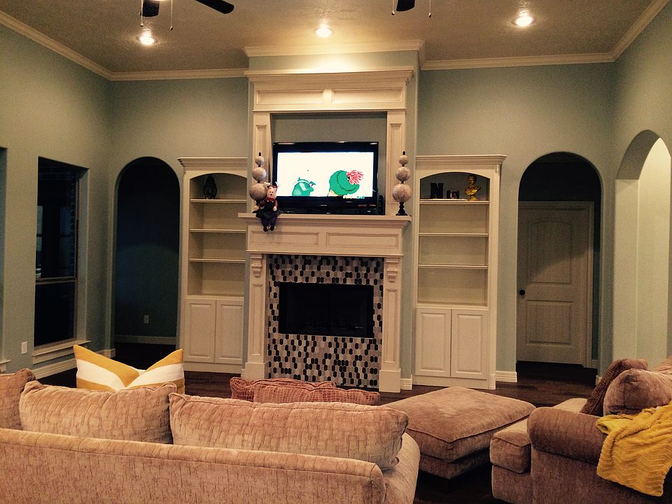 1st image of 305 River Way Ct