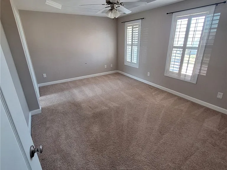 170 Blacksmith Ln — Photo 11