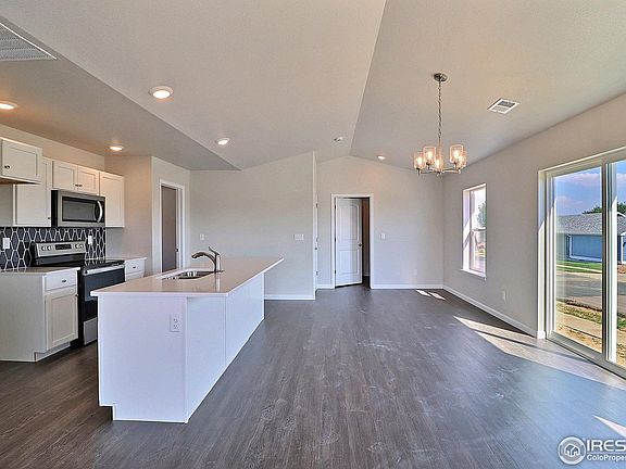5th image of 4234 Primrose Ln