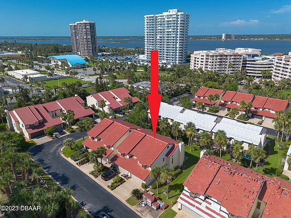 3rd image of 2956 Sea Oats Cir