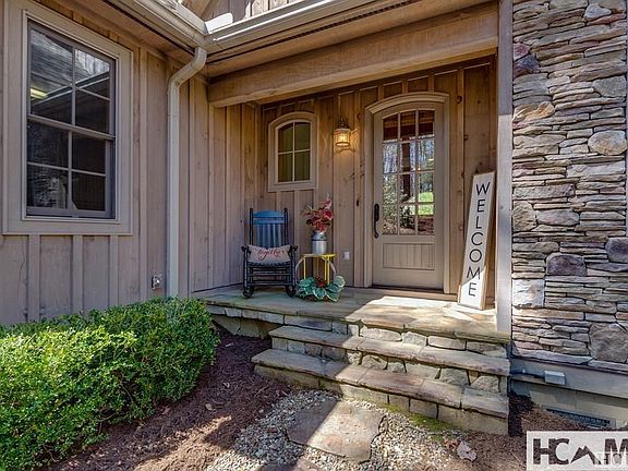 3rd image of 252 Sourwood Court