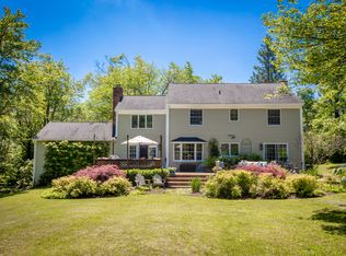 10 Bridgeworth Ln, Sherman, CT 06784