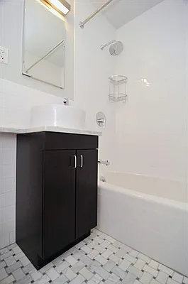 Sold by Citi Habitats | media 6