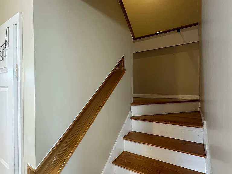 209 Washington St — Photo 7