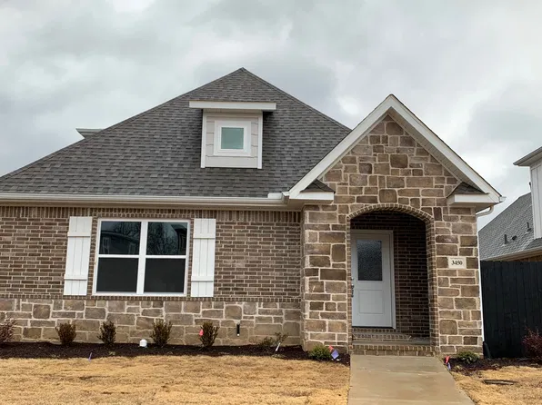 3450 W Tuscan Rd, Fayetteville, AR 72704