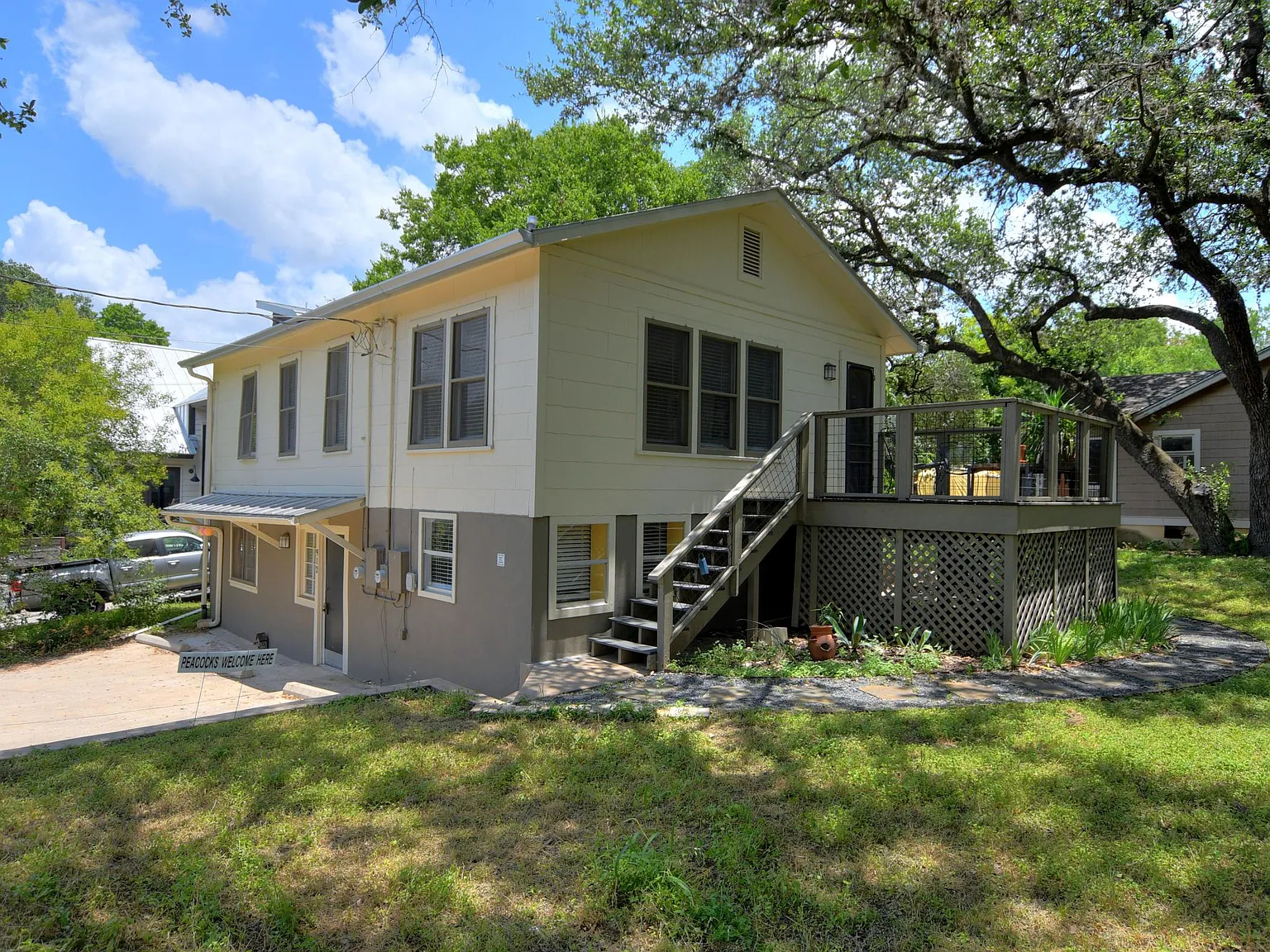 2 bed, 770 sqft, $1,800 — Photo 1