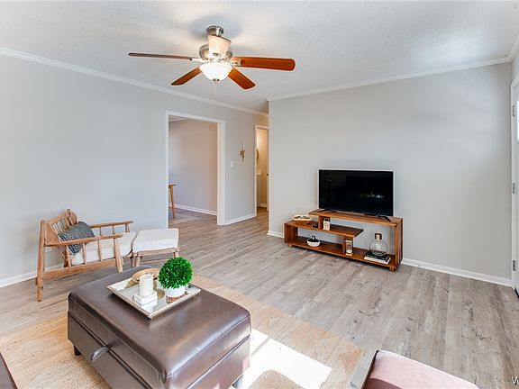 5th image of 3206 Shannon Dr