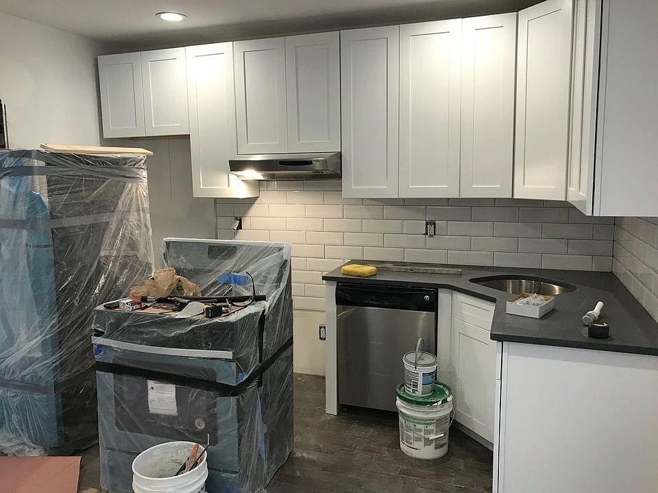 1st image of 3010 Steinway St Ste A
