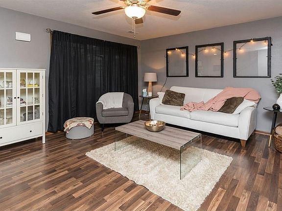 3rd image of 8601 Westown Pkwy #22102
